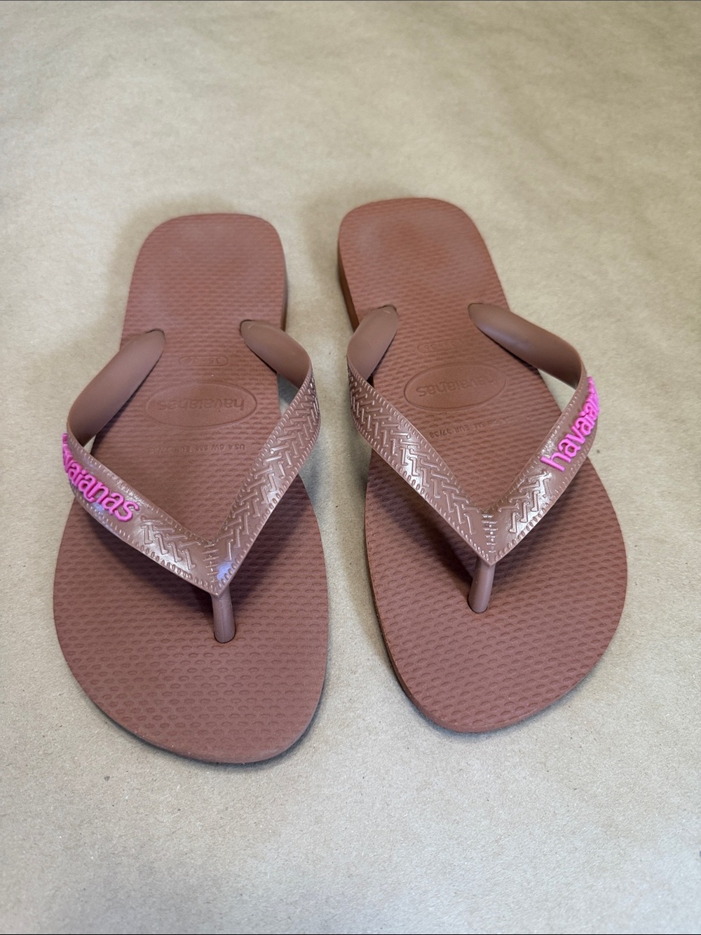 Havaianas Women's Brown Flip Flops with Pink Logo Accent